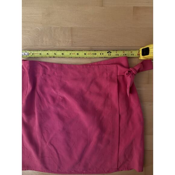 VTG Express Silk Pink Wrap Mini Skirt M - Picture 4 of 4